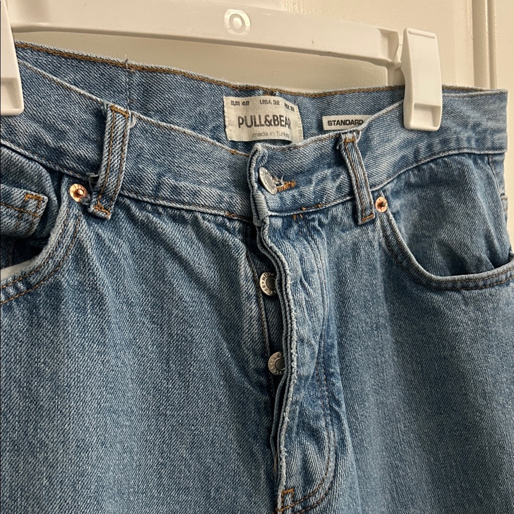Pull&Bear Light Blue Straight Jeans